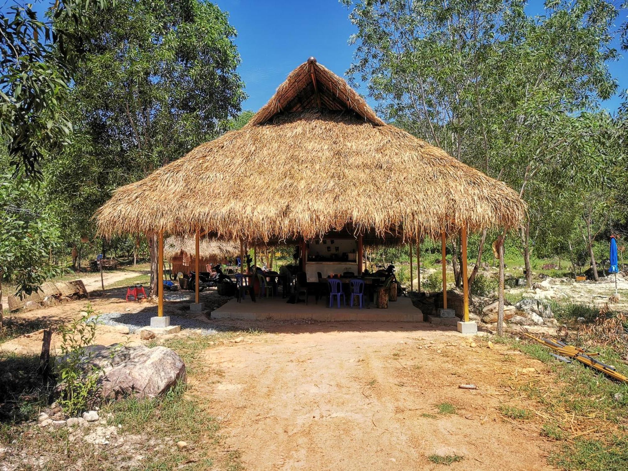 Kampot Camping - Eco Retreat Bagian luar foto